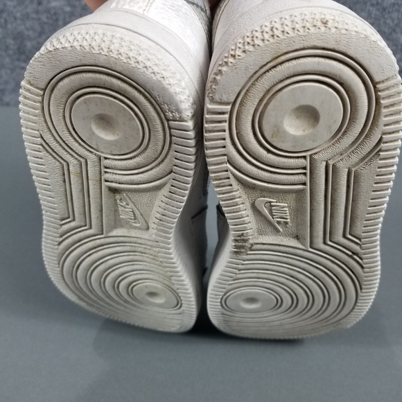 NIKE AIR FORCE 1 SHOES kids SIZE 2Y WHITE WOLF GRAY PRESCHOOL - Picture 8 of 10